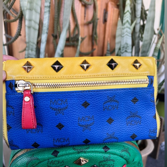 MCM LIMITED EDITION BACKPACK - Picture 9 of 12